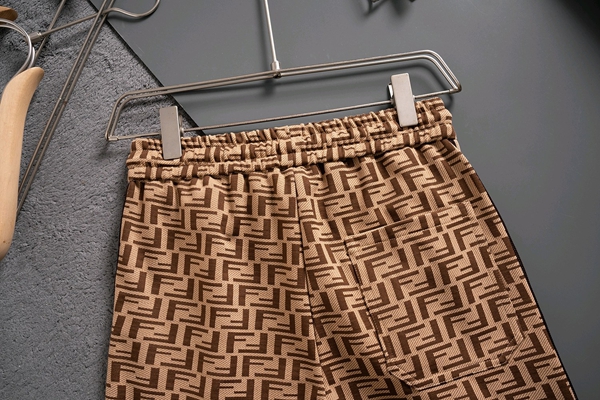 ブランドハーフパンツ角部分ディテール